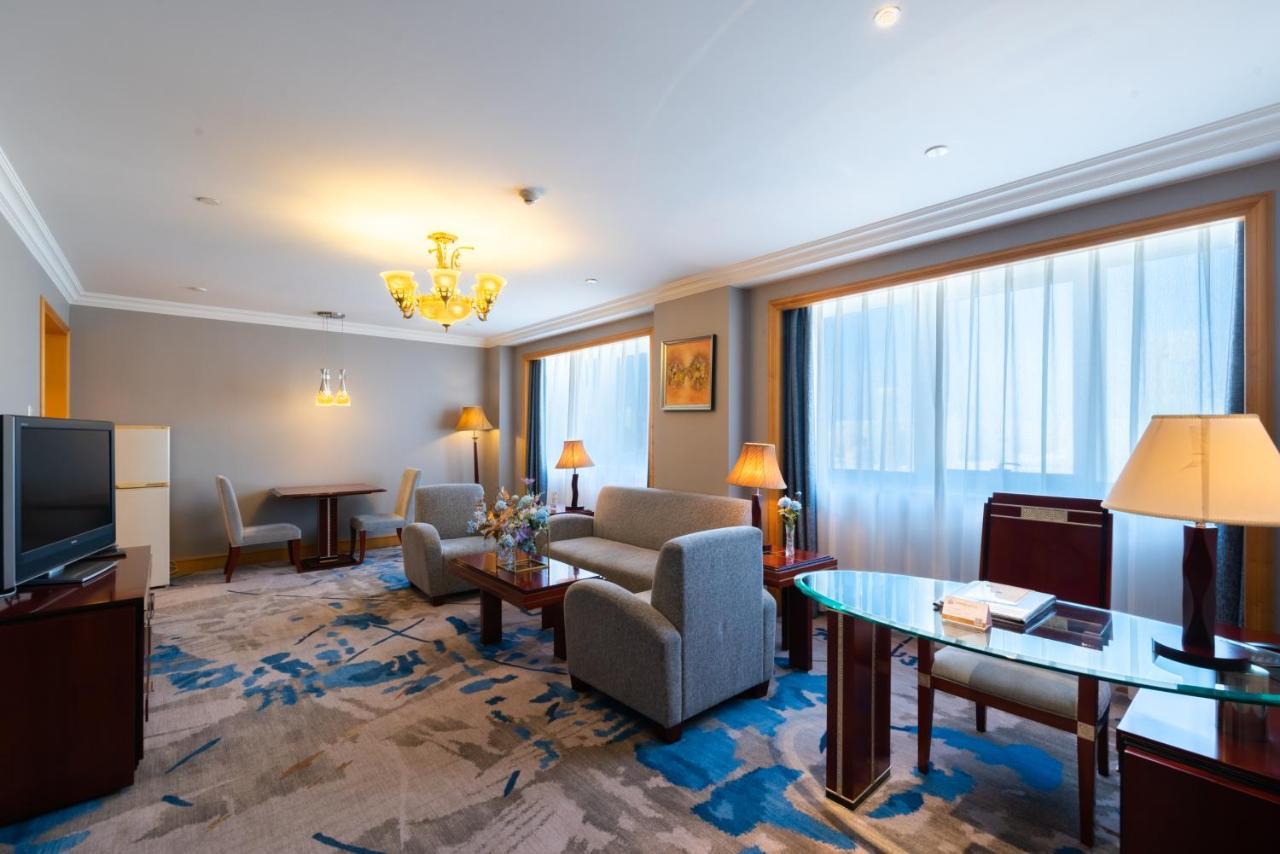 Golden Ocean Hotel Tientsin Esterno foto